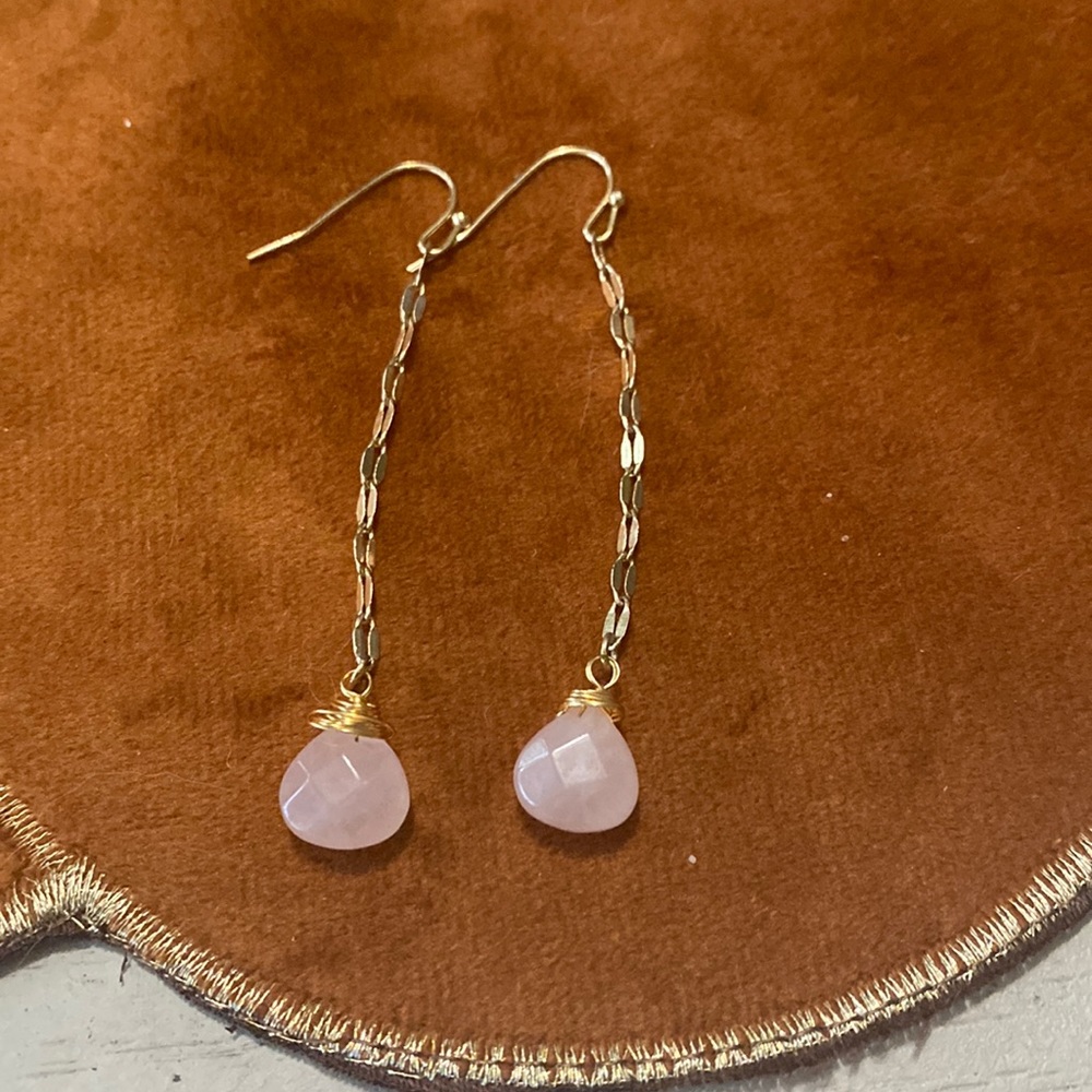 Pretty pink long earrings, they are light and unique in some way.
